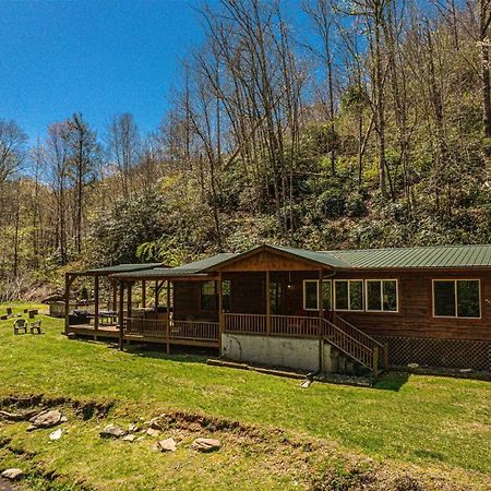 Waterfall Hideaway Брайсон-Сити Экстерьер фото