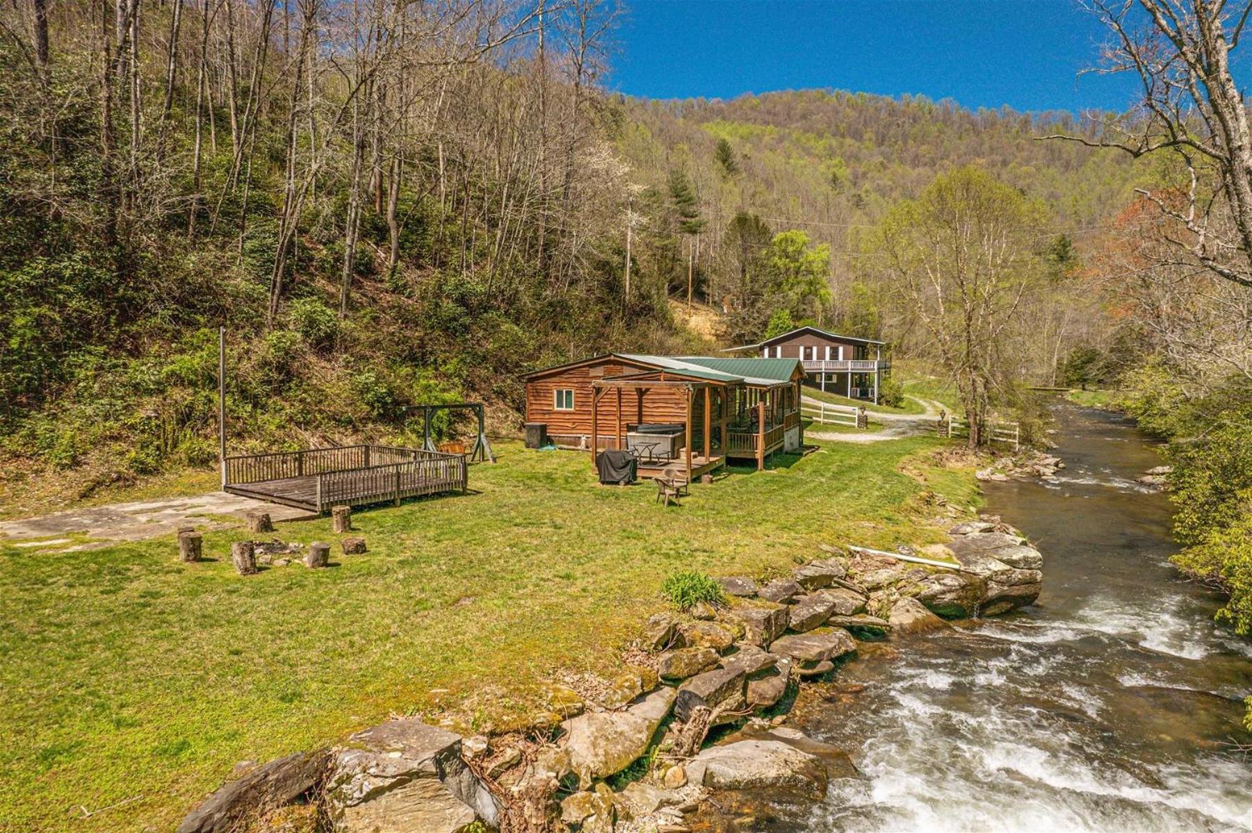 Waterfall Hideaway Брайсон-Сити Экстерьер фото