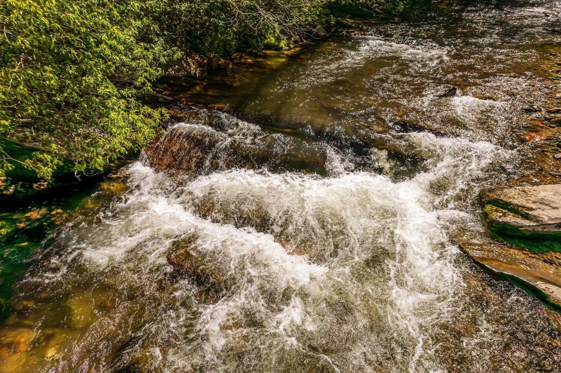 Waterfall Hideaway Брайсон-Сити Экстерьер фото