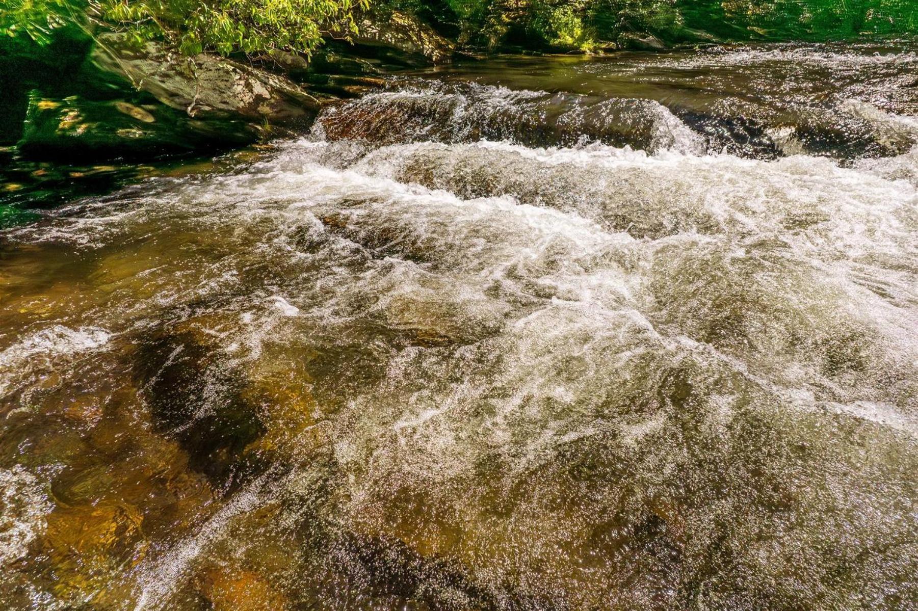 Waterfall Hideaway Брайсон-Сити Экстерьер фото